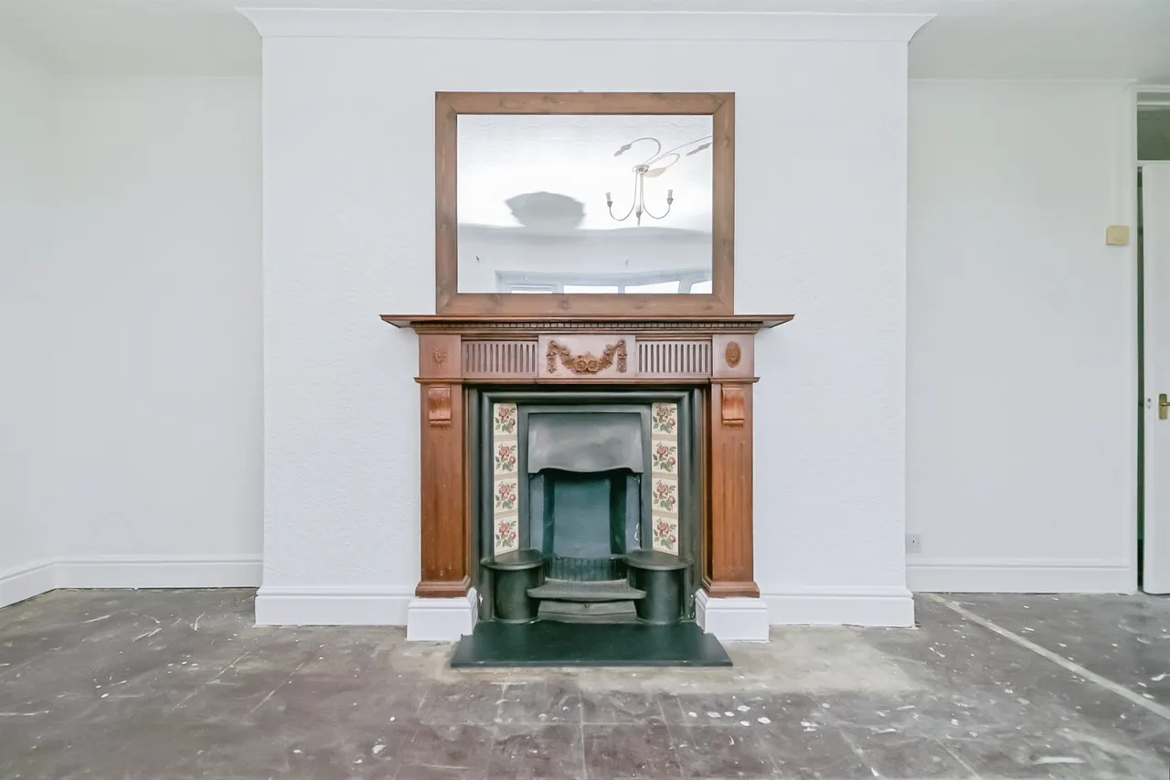 Irving Place, Barry, CF62, photo 3