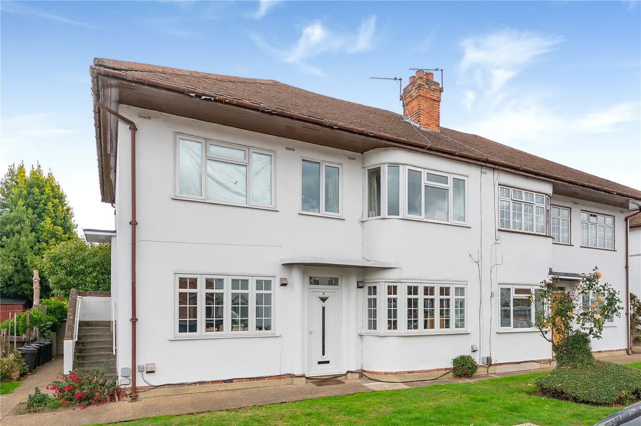 2 bed flat for sale, Fulwood Gardens, Twickenham, TW1