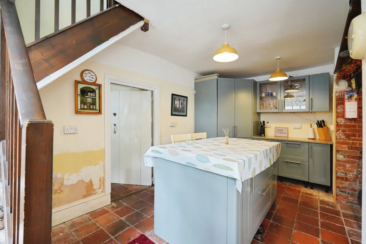 Acresford Road, Overseal, DE12, photo 7