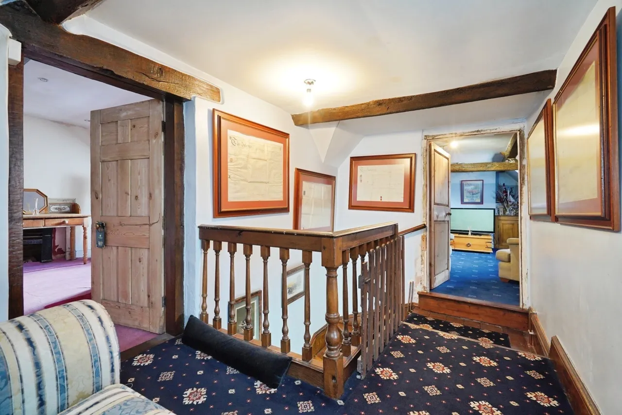 Acresford Road, Overseal, DE12, photo 17