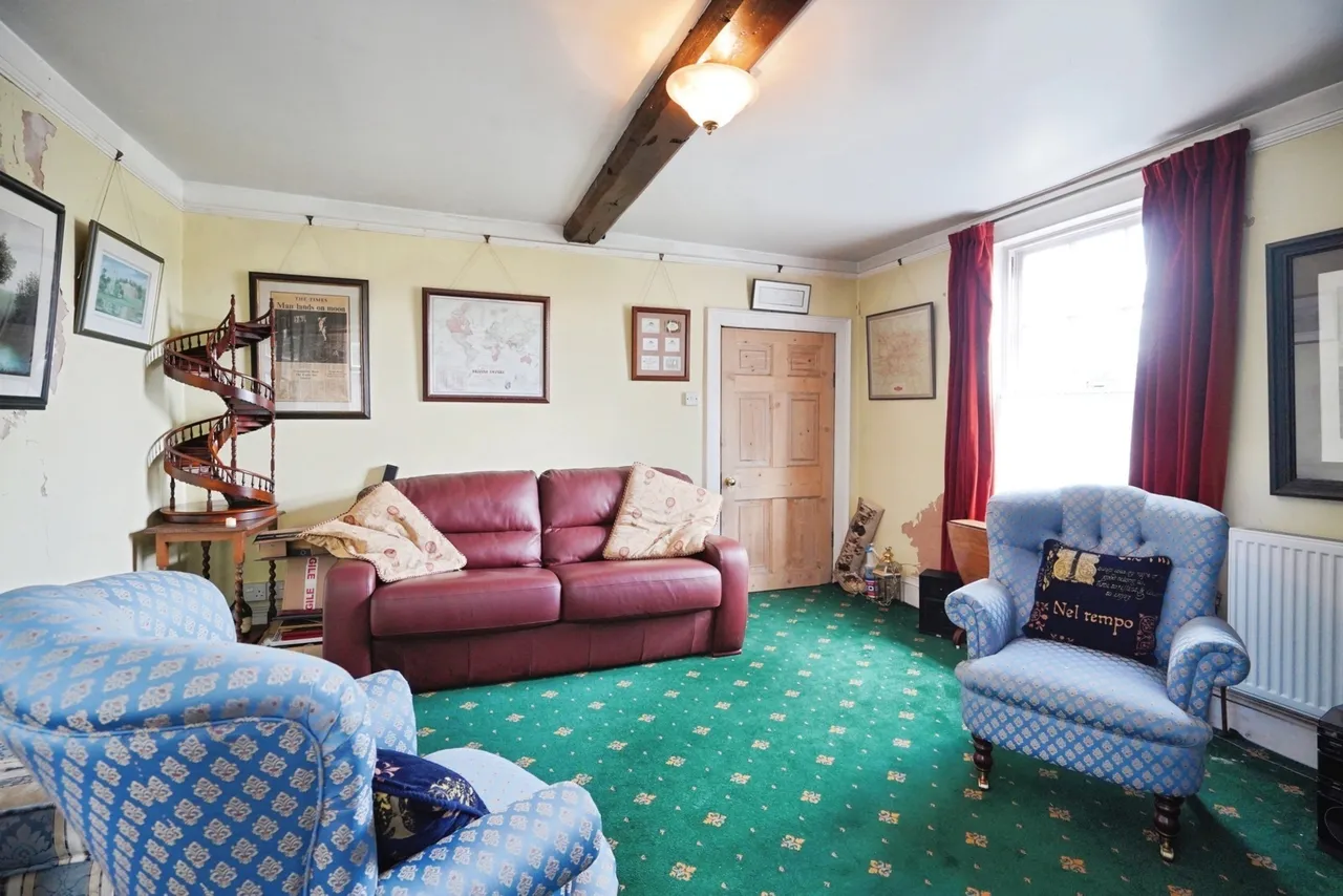 Acresford Road, Overseal, DE12, photo 22