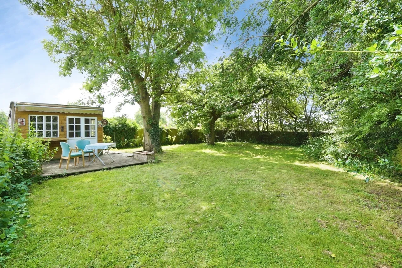 Acresford Road, Overseal, DE12, photo 28