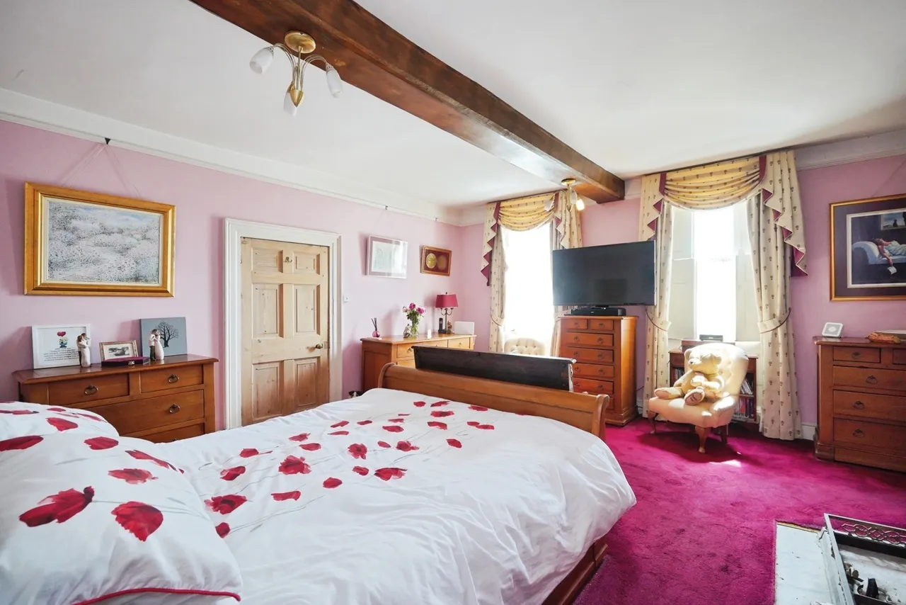 Acresford Road, Overseal, DE12, photo 13