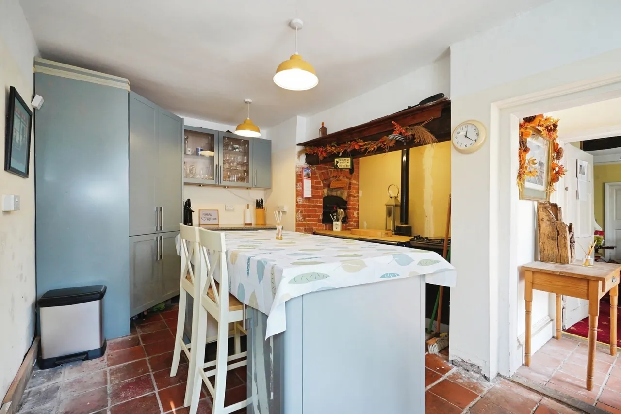 Acresford Road, Overseal, DE12, photo 8