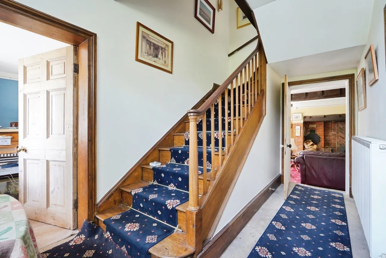 Acresford Road, Overseal, DE12, photo 18