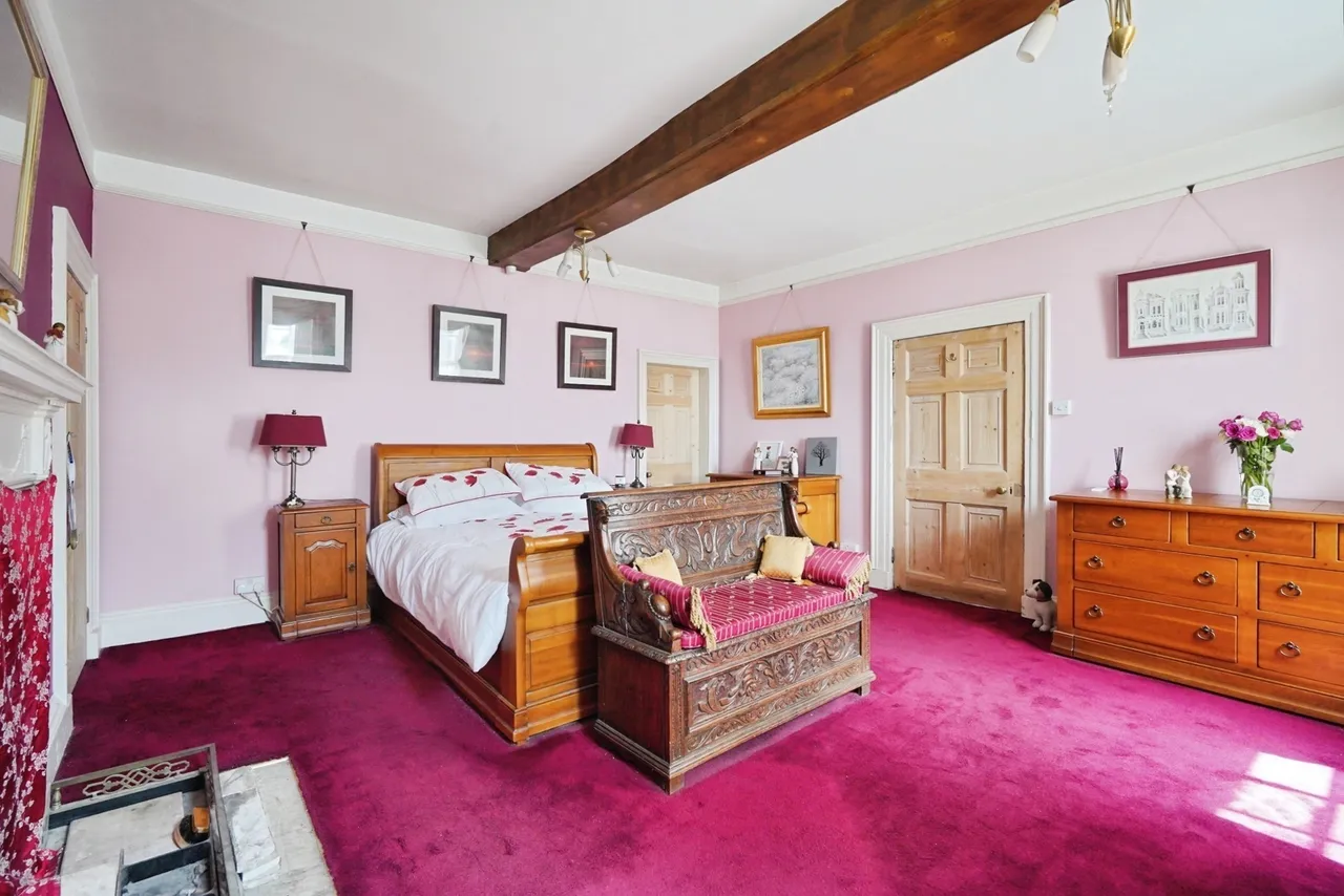 Acresford Road, Overseal, DE12, photo 11