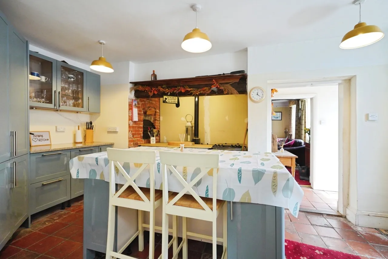 Acresford Road, Overseal, DE12, photo 6