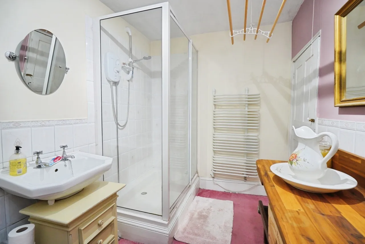 Acresford Road, Overseal, DE12, photo 19
