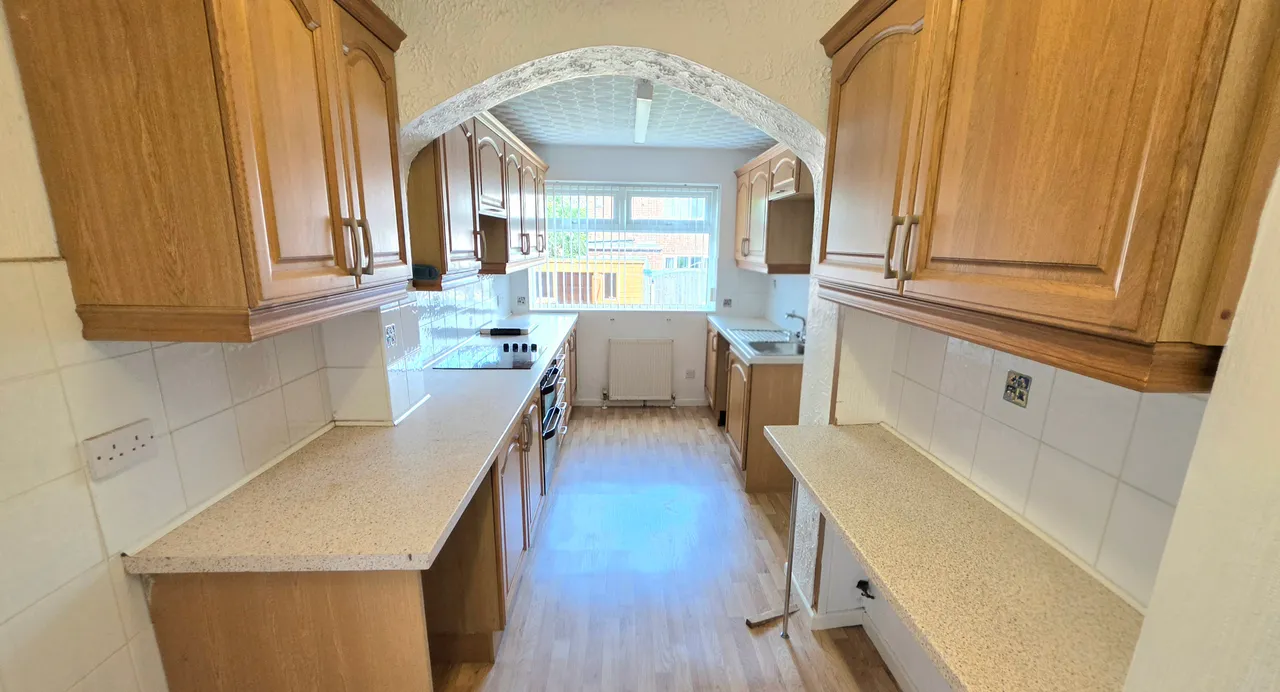 Greenside Lane, Droylsden, M43, photo 8