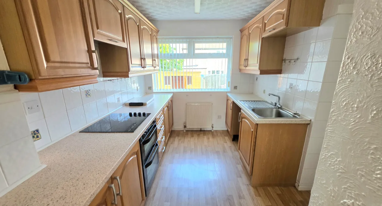 Greenside Lane, Droylsden, M43, photo 2