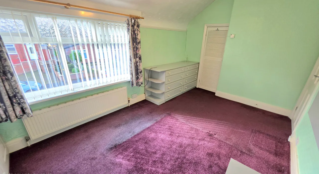 Greenside Lane, Droylsden, M43, photo 11