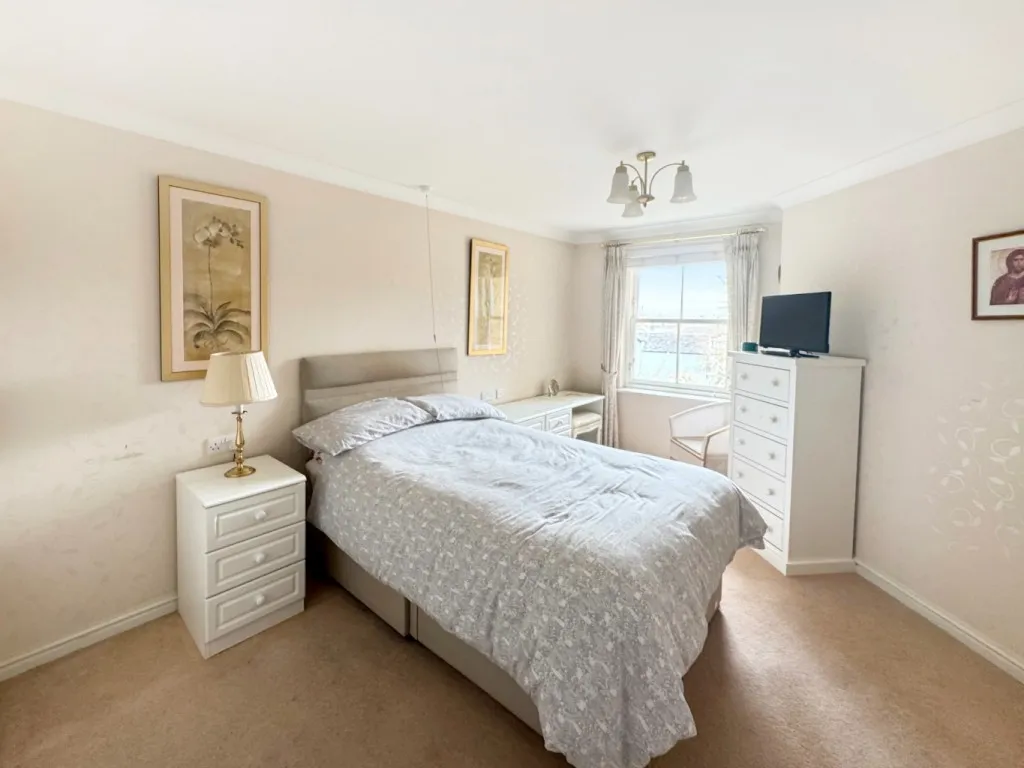 Nelson Court, Glen View, DA12, photo 5