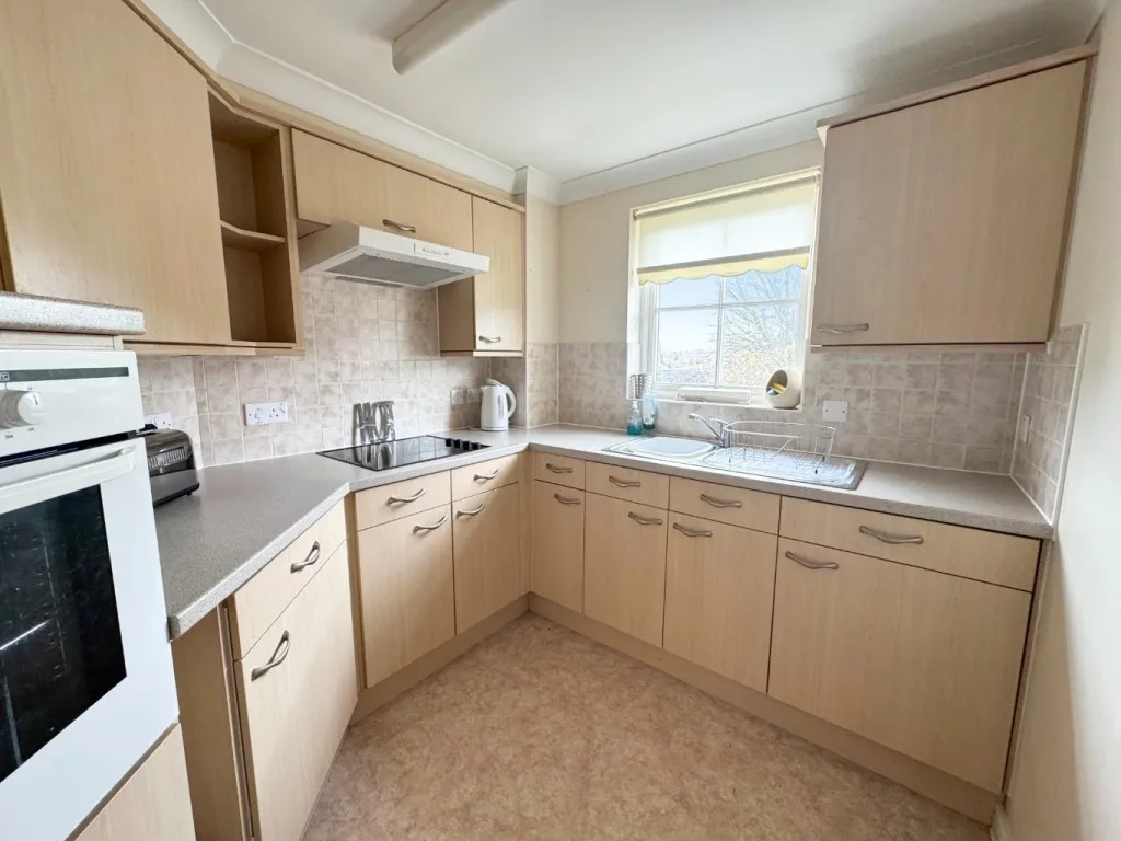 Nelson Court, Glen View, DA12, photo 4