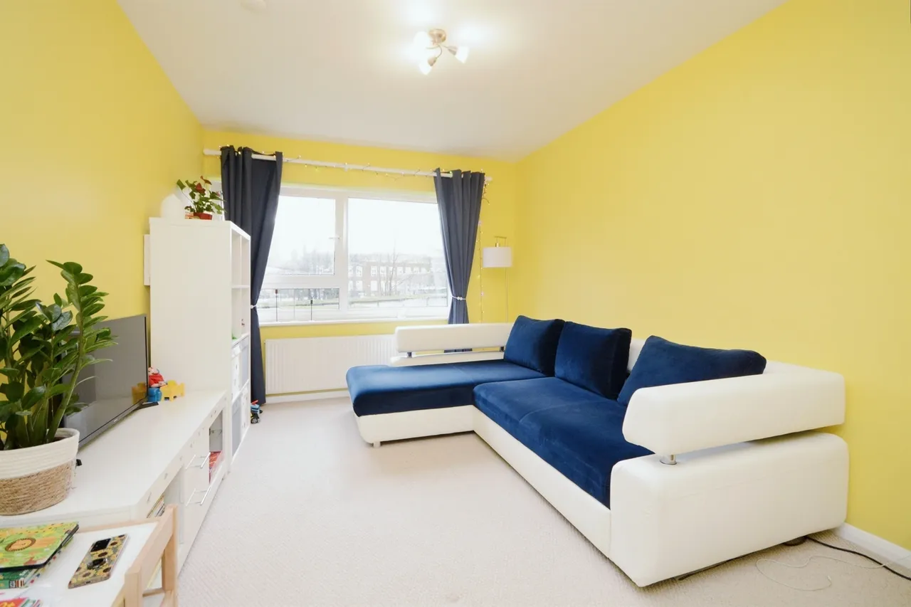 Doddinghurst Road, Brentwood, CM15, photo 4