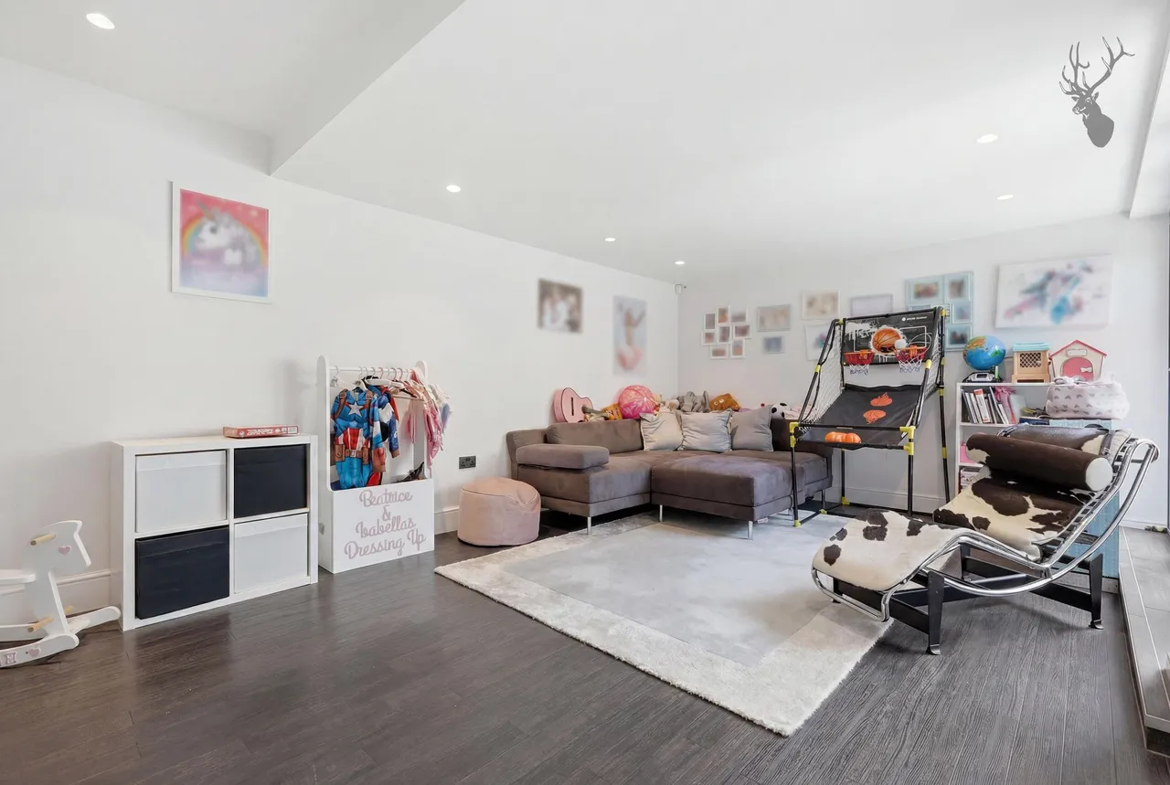 Brentwood Road, Ongar, CM5, photo 23