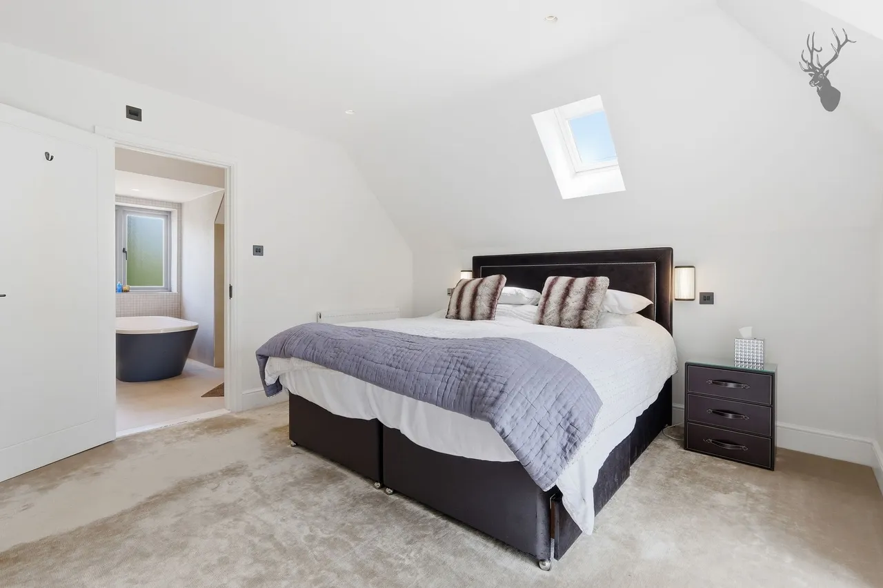 Brentwood Road, Ongar, CM5, photo 31