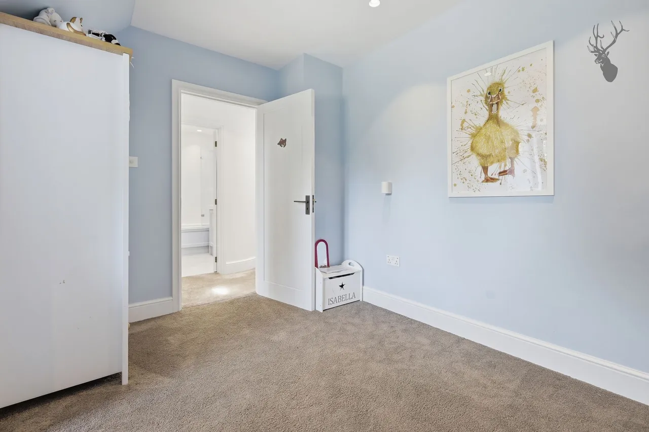Brentwood Road, Ongar, CM5, photo 38