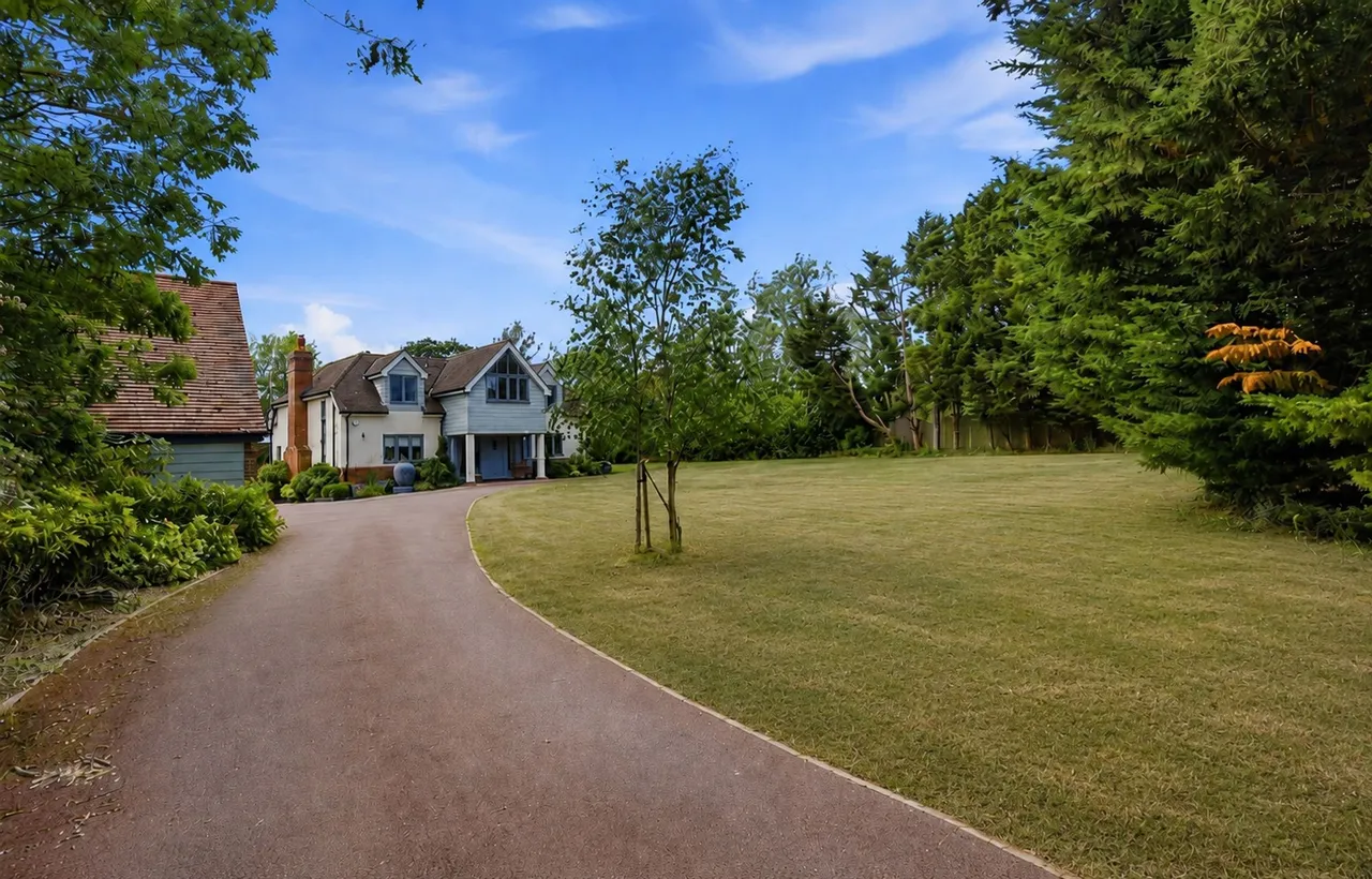 Brentwood Road, Ongar, CM5, photo 46