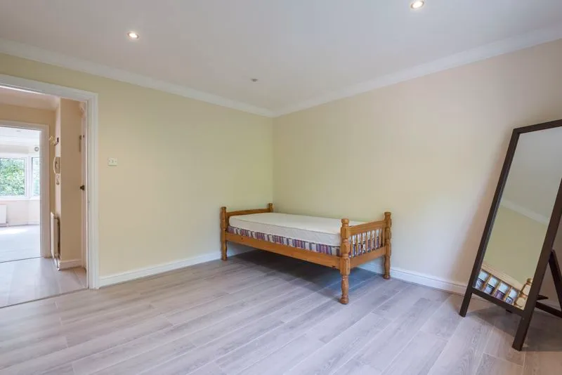 Foxley Lane, Purley CR8 3EE, photo 7