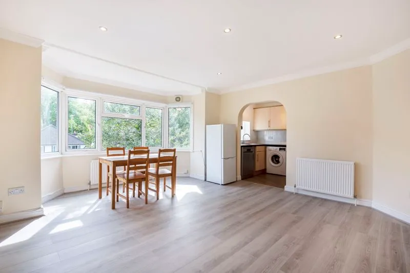 Foxley Lane, Purley CR8 3EE, photo 2