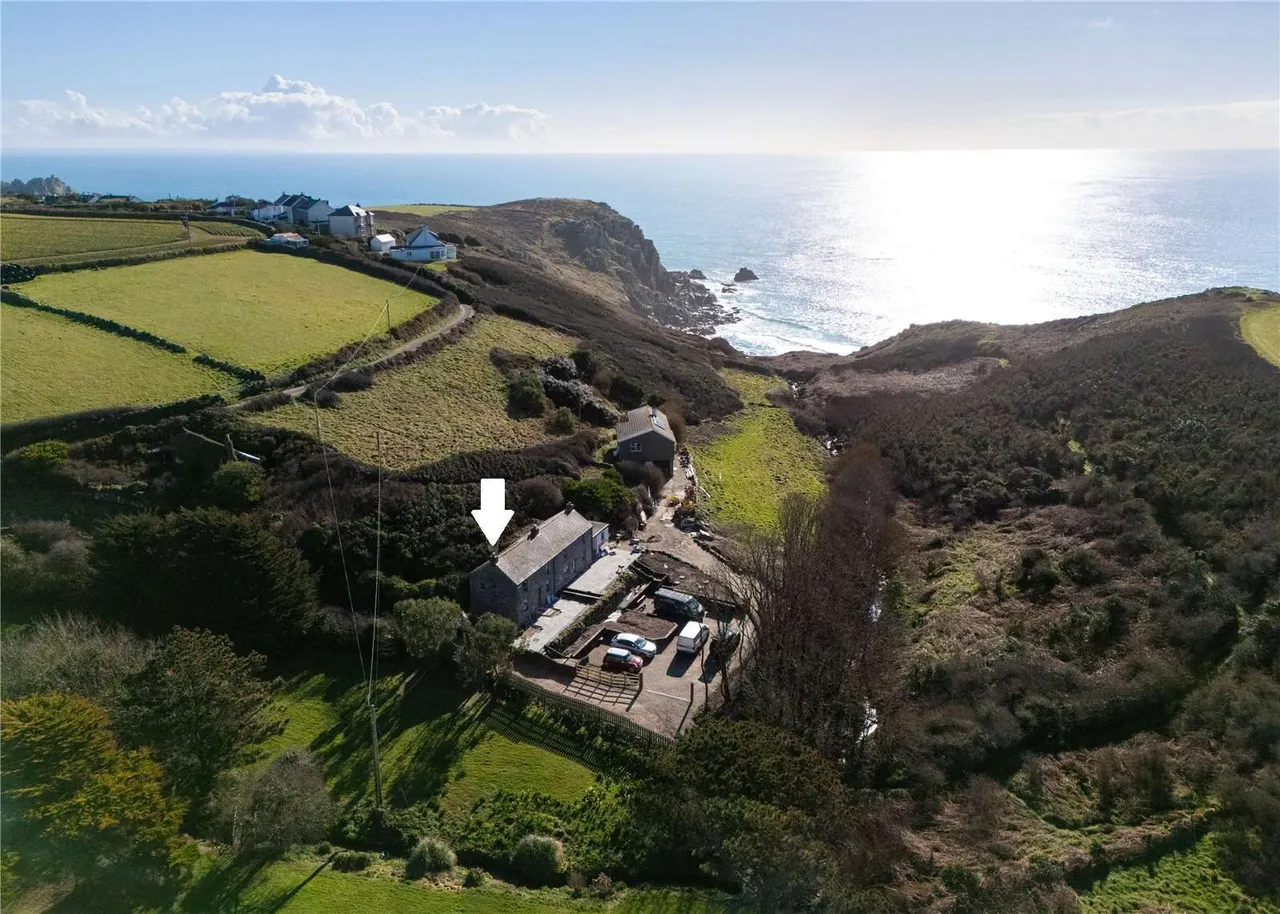 Porthcurno, Penzance, TR19, photo 10