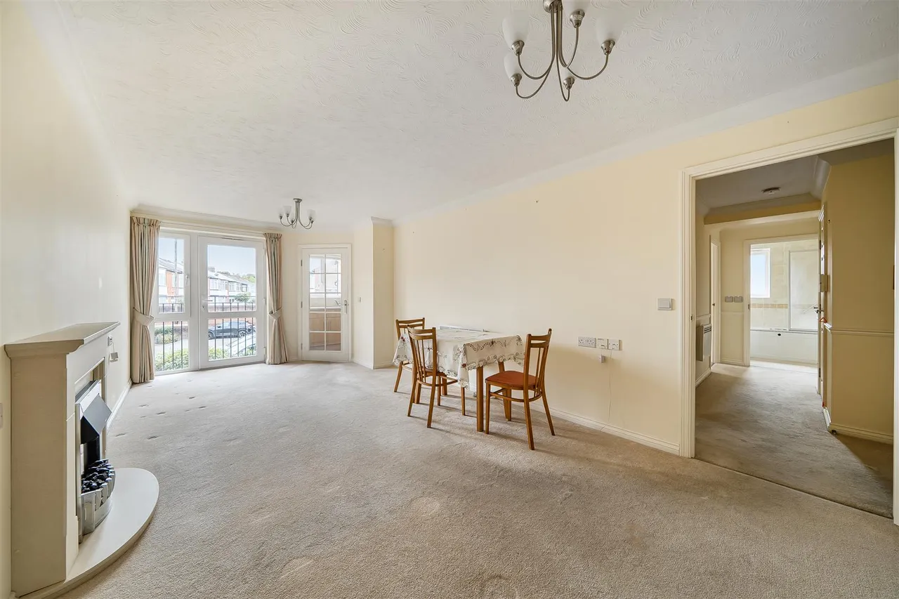 Alverstone Road, Southsea, PO4, photo 3