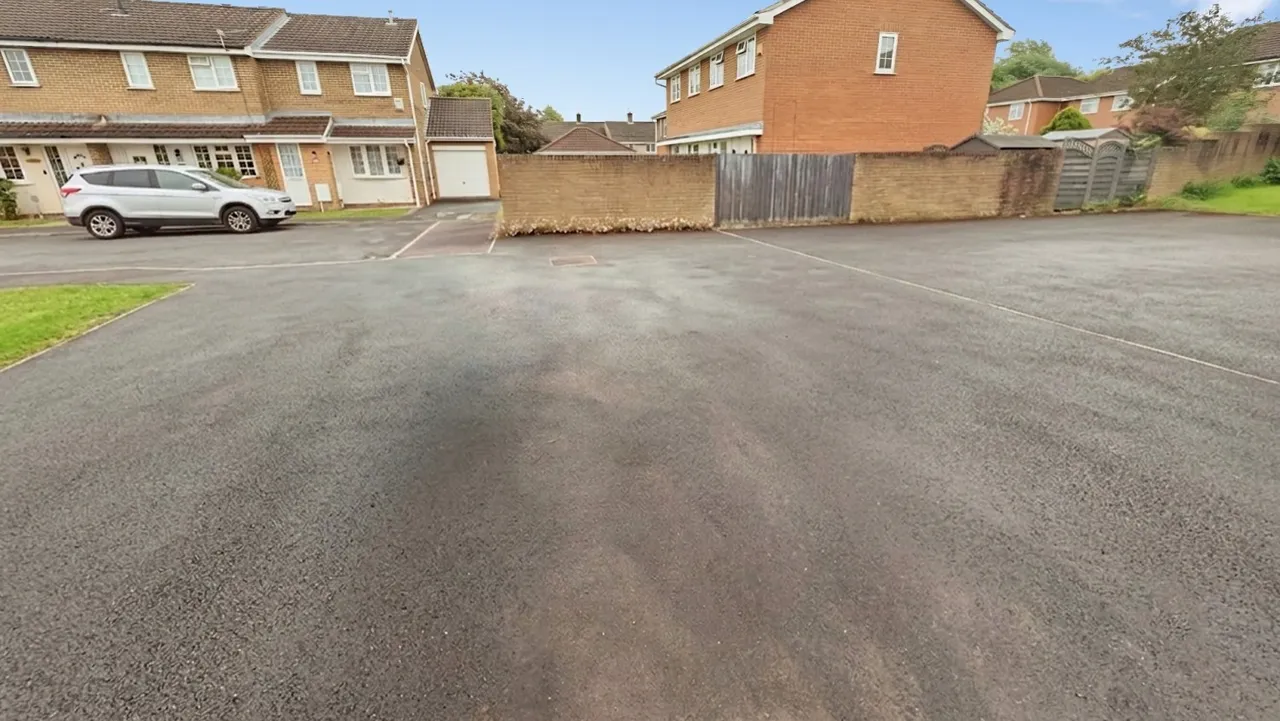 Longs Drive, Yate, BS37, photo 10