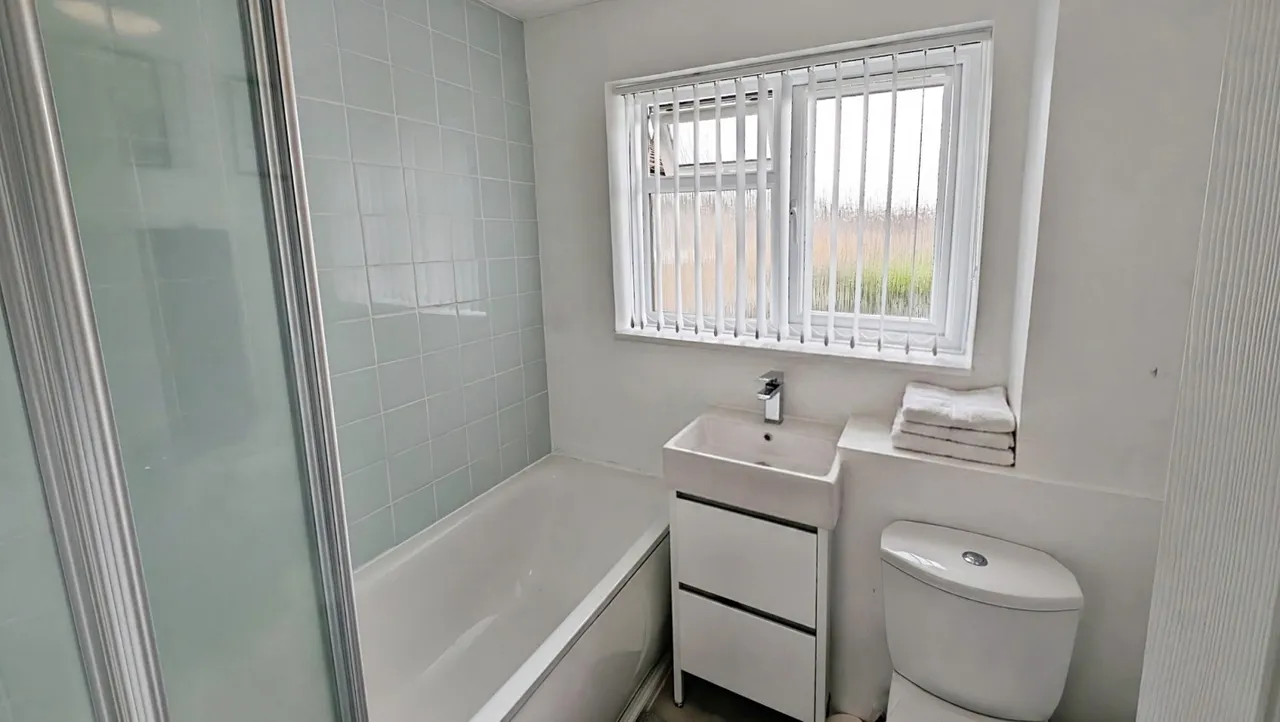 Longs Drive, Yate, BS37, photo 5