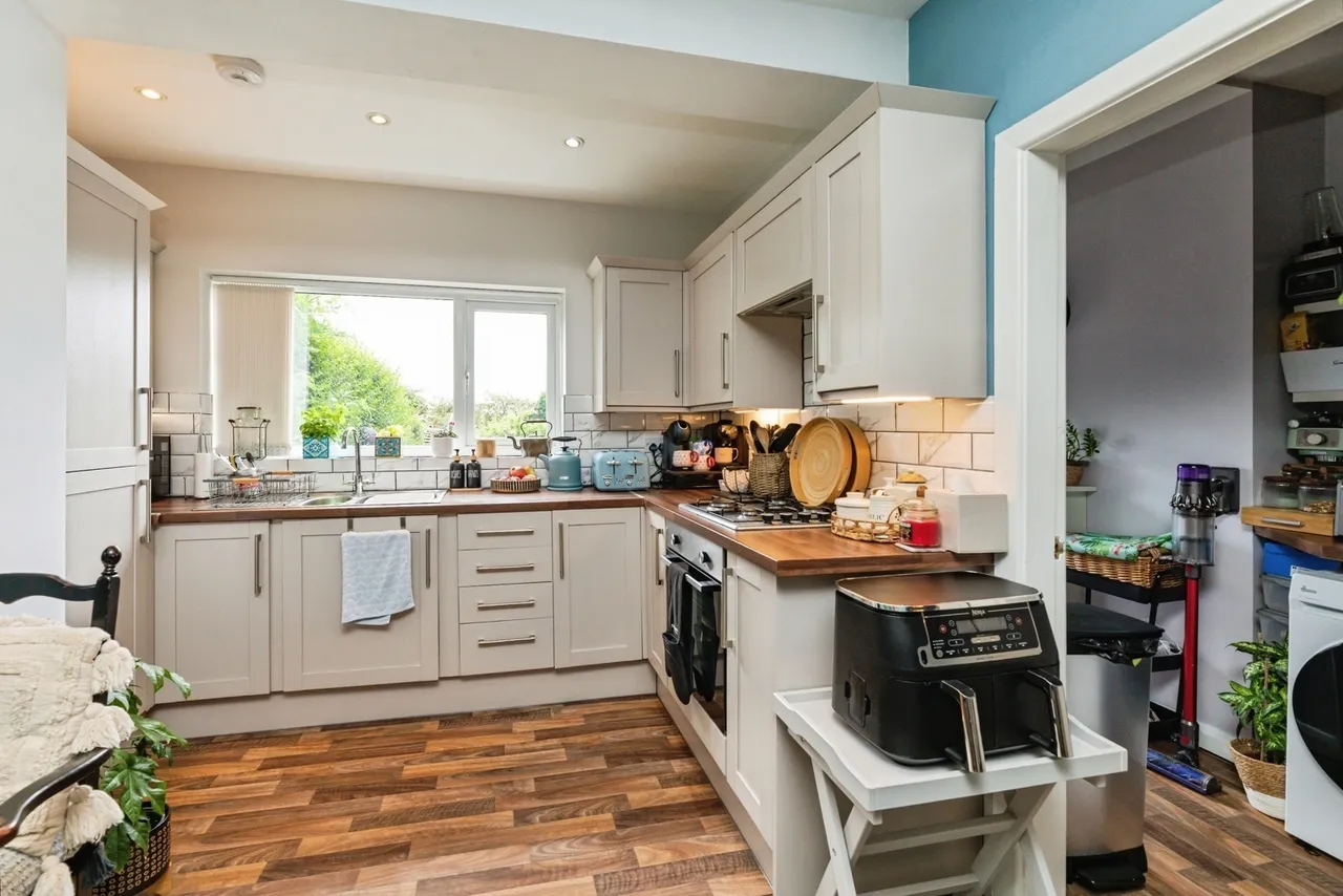Upper Wortley Road, Rotherham, South Yorkshire, S61, photo 5