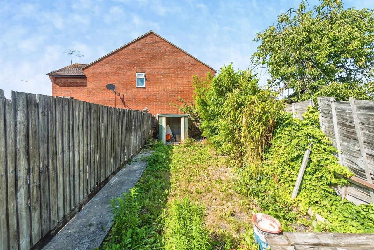 Avening Street, Swindon, SN2, photo 8