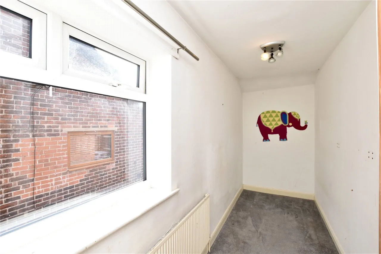 Whalley Road, Passmonds, OL12, photo 13