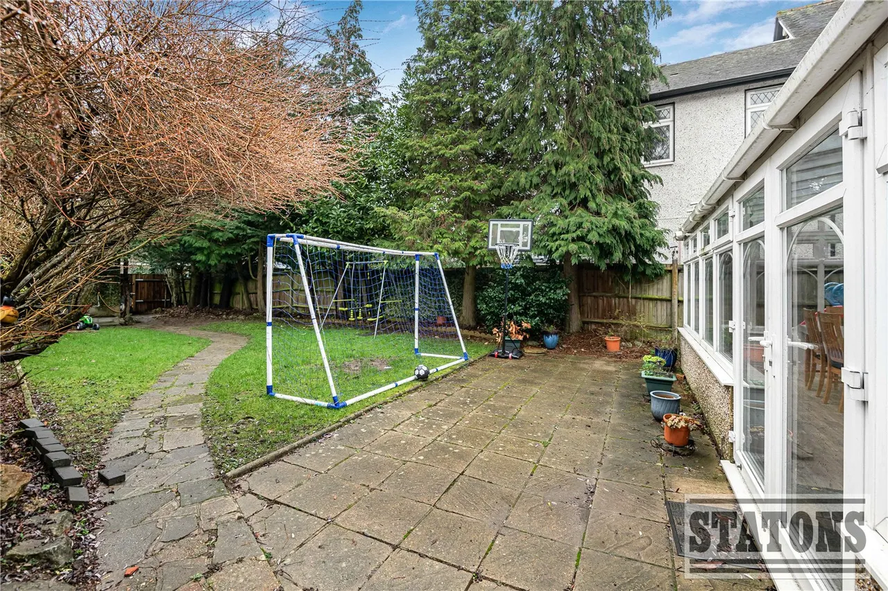 High Road, Whetstone, London, N20 9PT, photo 22