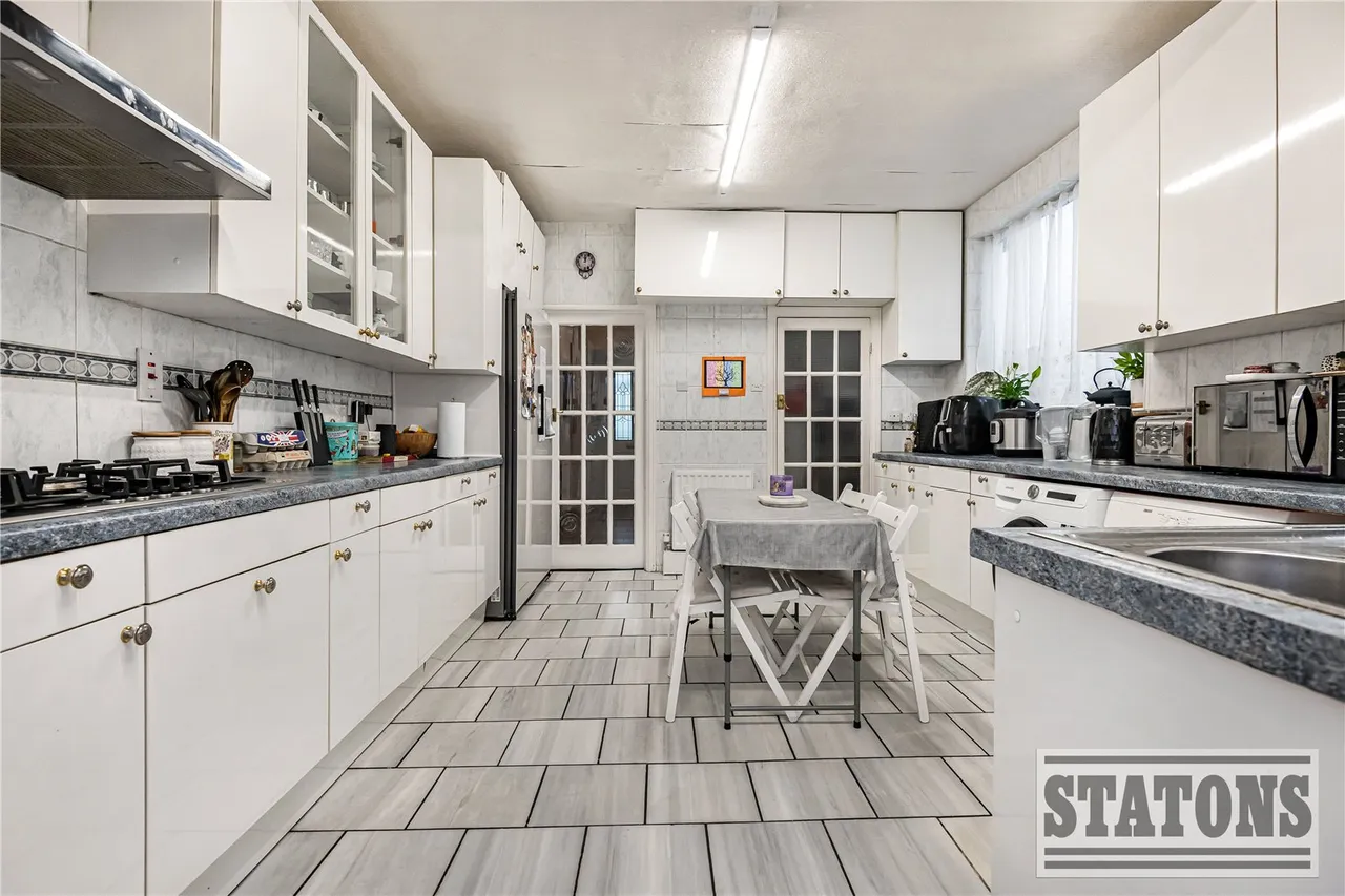 High Road, Whetstone, London, N20 9PT, photo 11
