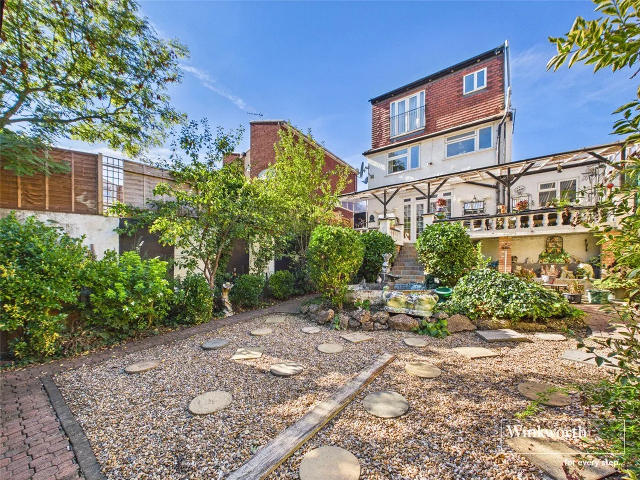 Holders Hill Drive, Hendon, NW4, photo 36