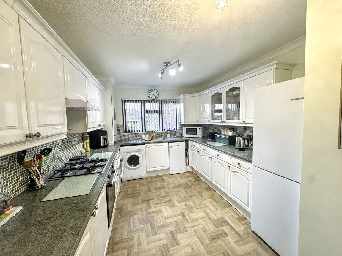Tan Yr Wylfa, Abergele, Conwy, LL22 7DX, photo 8