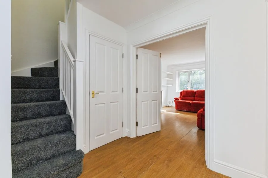 Epsom Road, Sutton, SM3, photo 14