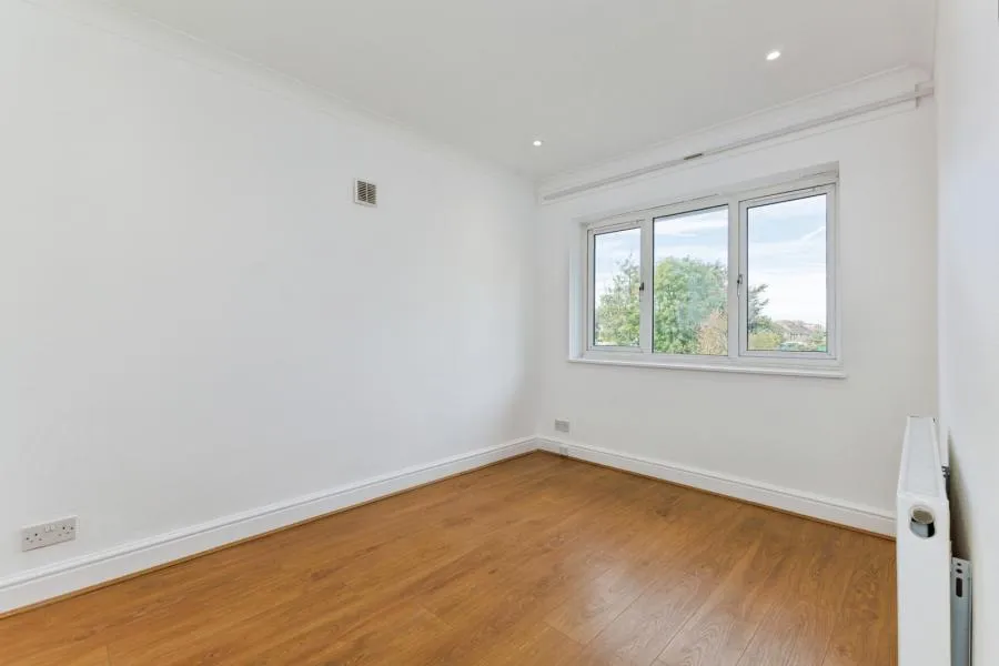 Epsom Road, Sutton, SM3, photo 8