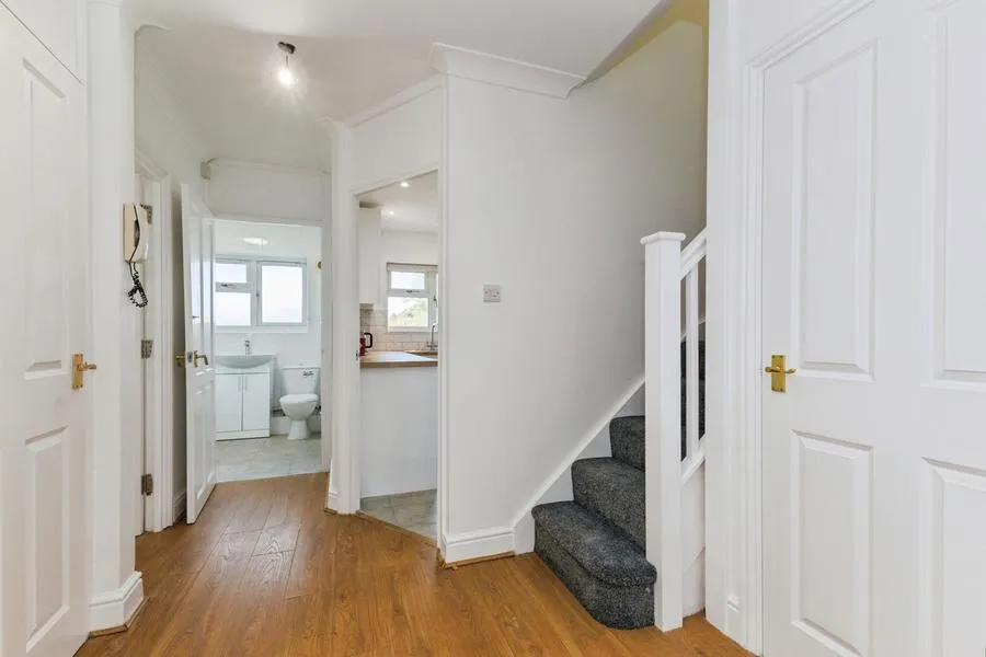 Epsom Road, Sutton, SM3, photo 13