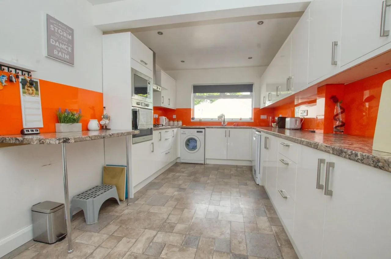 Wingate Drive, Southampton, SO19, photo 6