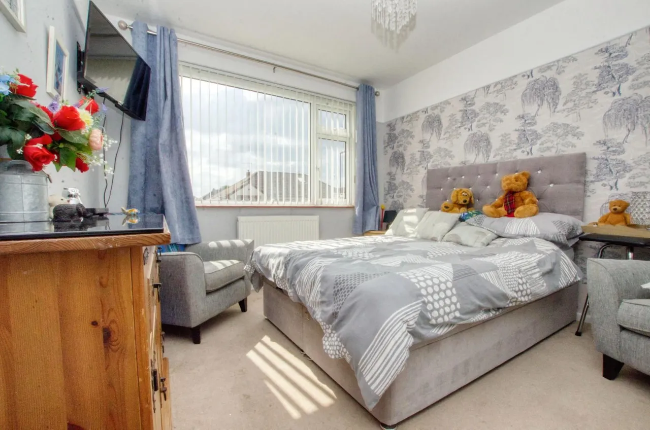Wingate Drive, Southampton, SO19, photo 9