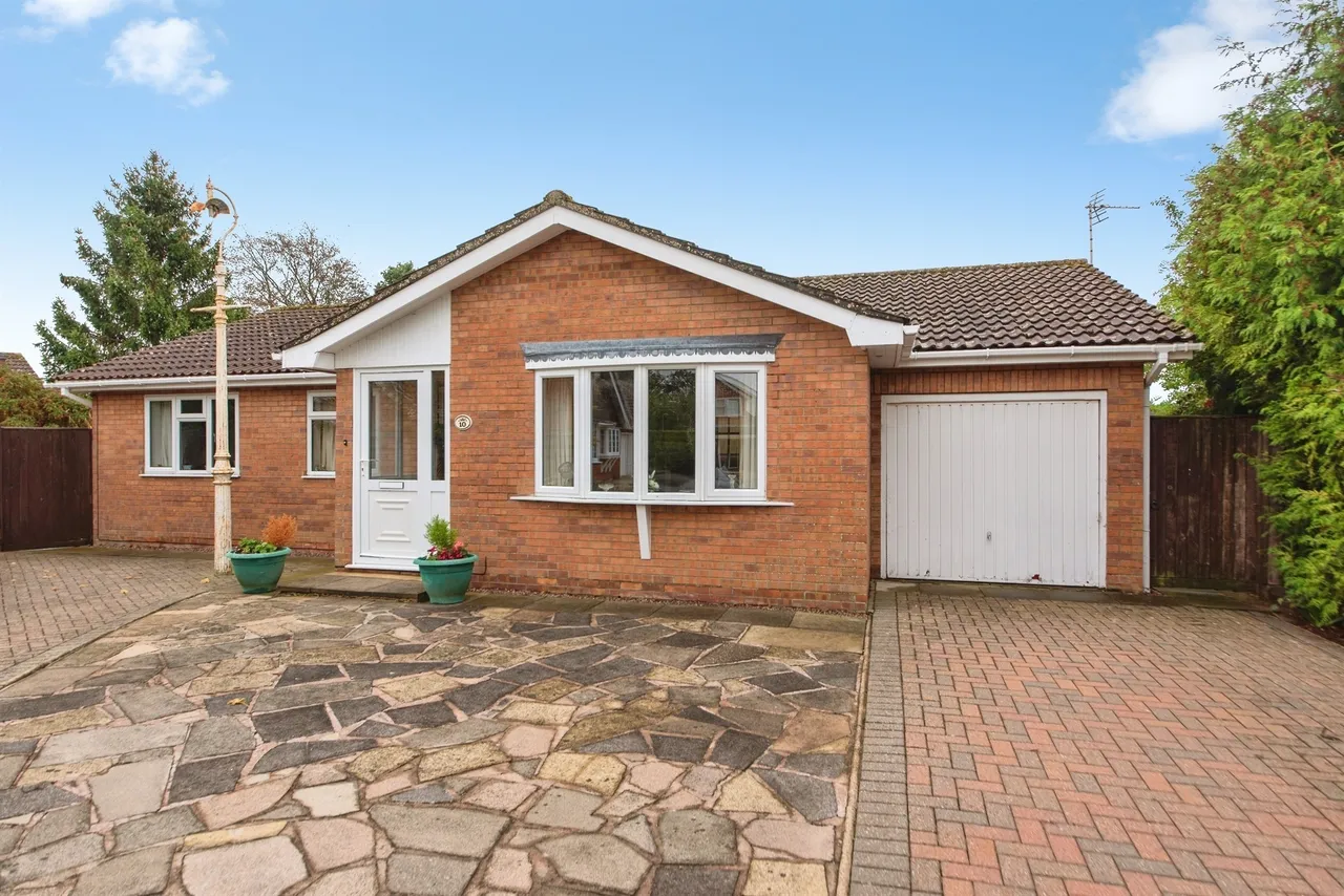 Mallards Reach, Donington, PE11, photo 20