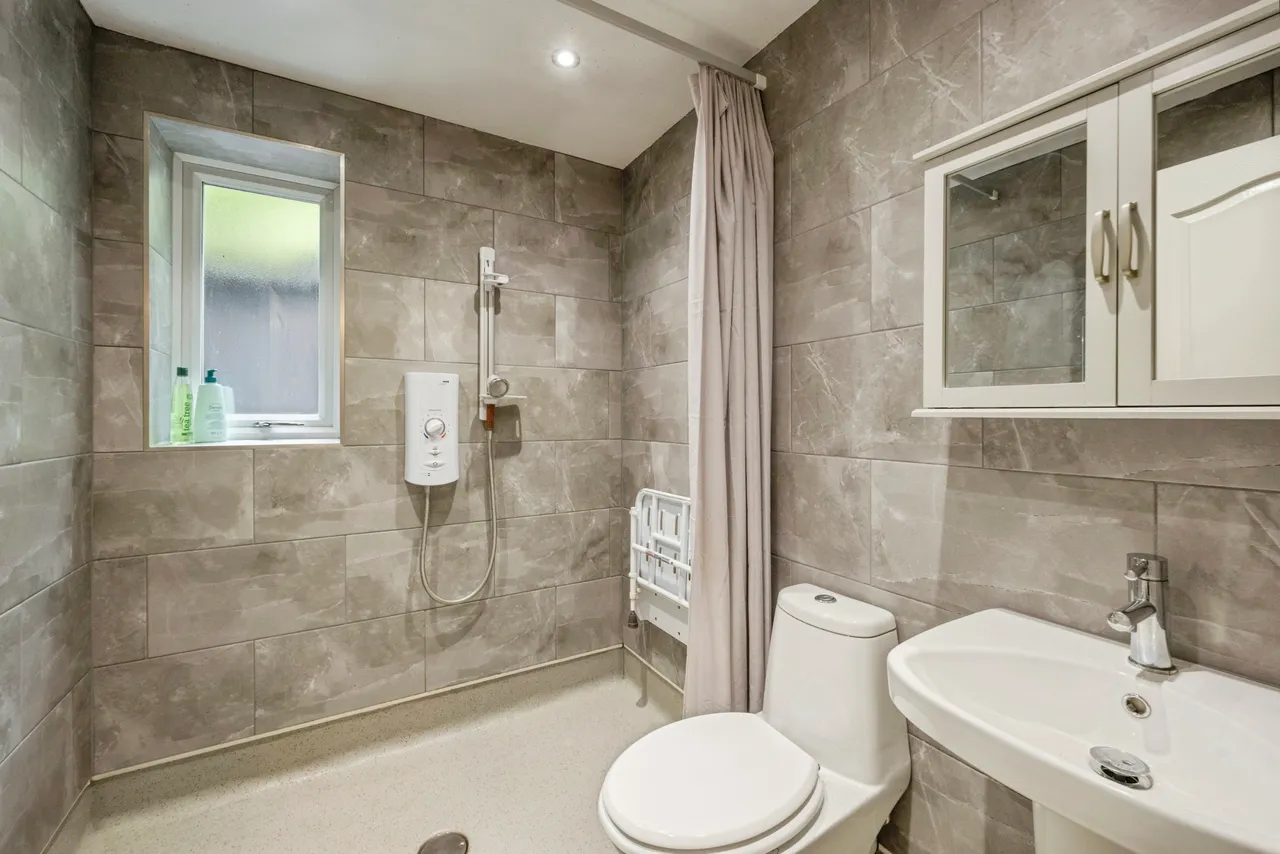 Pearwood Close, Rotherham, S63, photo 5