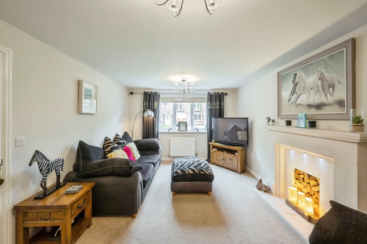 Pearwood Close, Rotherham, S63, photo 10