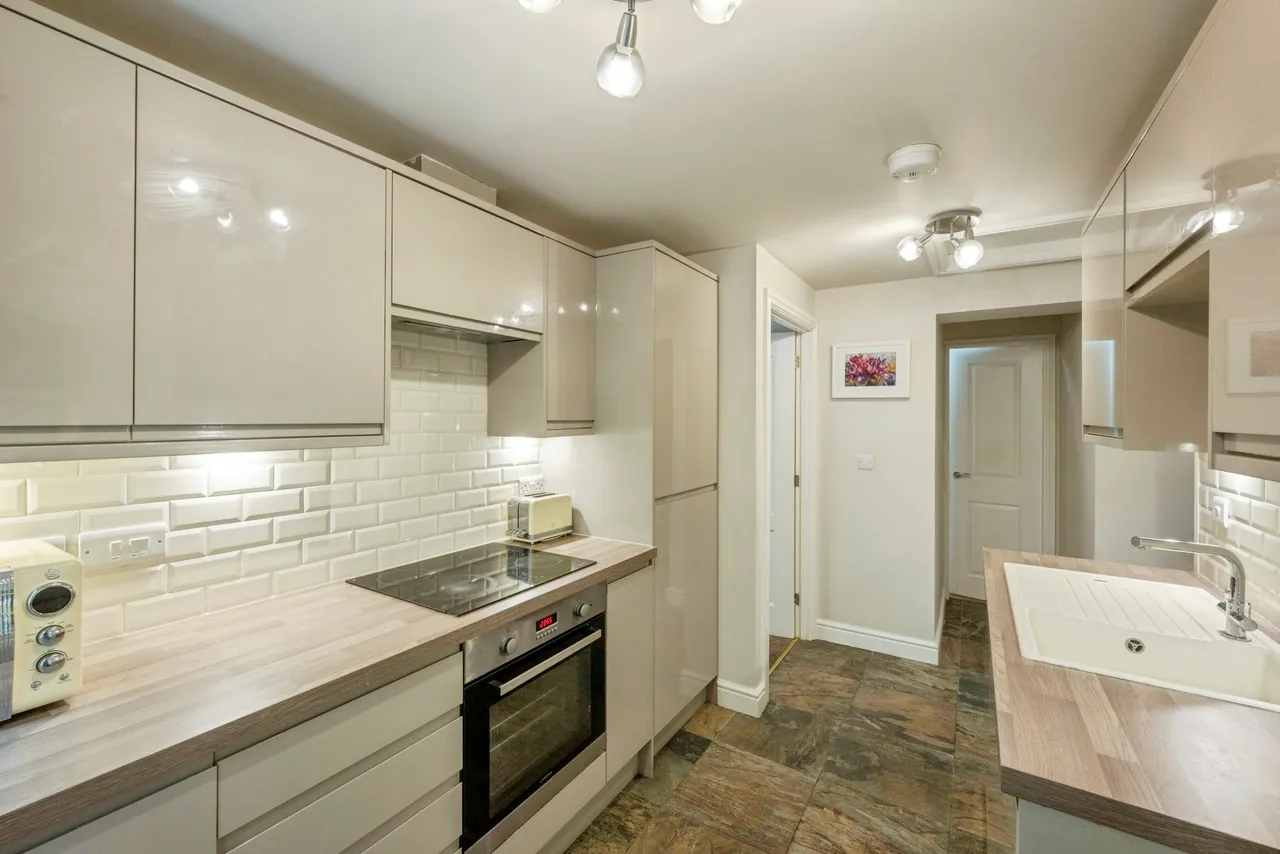 Pearwood Close, Rotherham, S63, photo 6