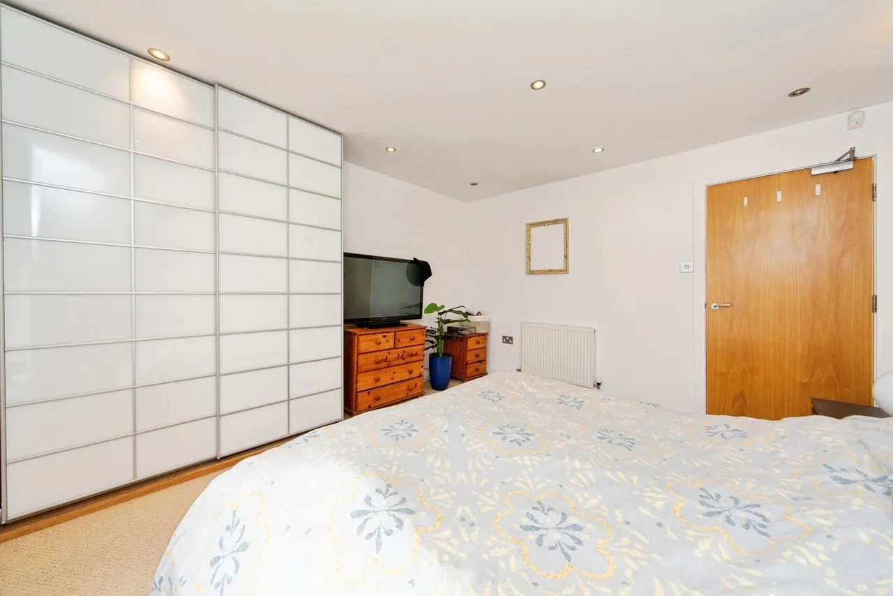 Huskisson Street, Liverpool, L8, photo 15