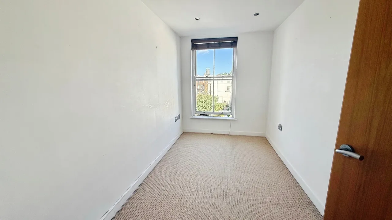 Huskisson Street, Liverpool, L8, photo 12