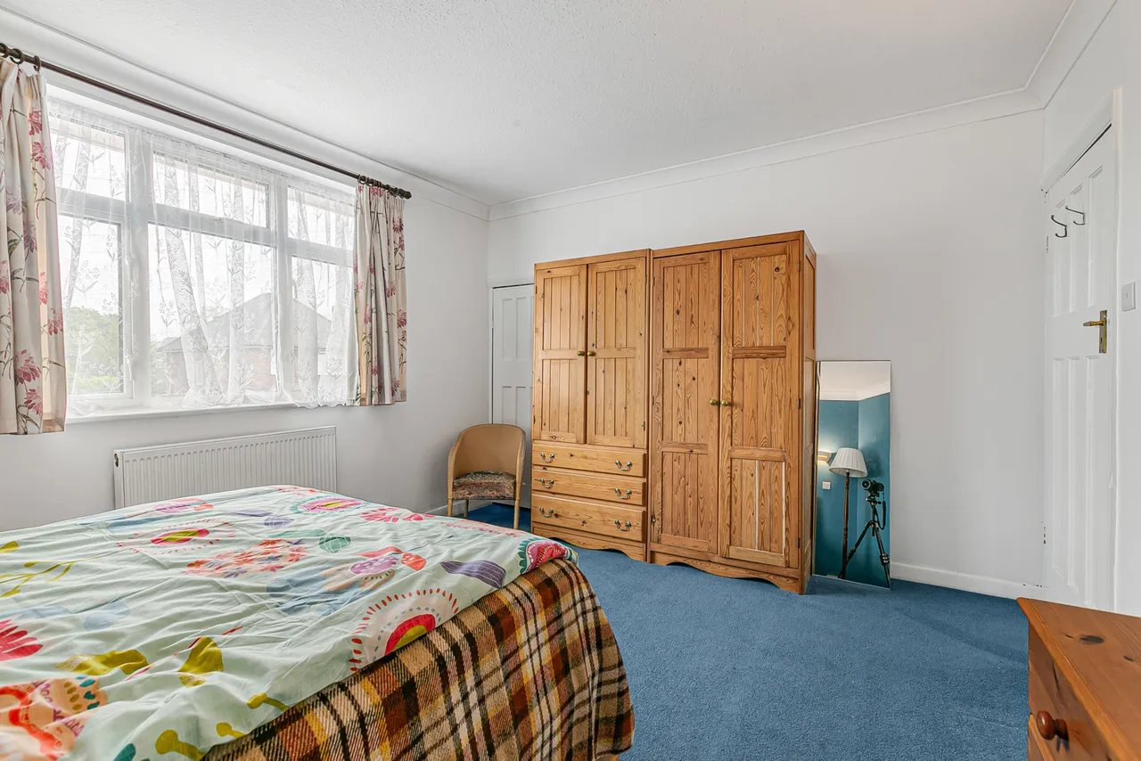 Queens Road, Egham, TW20, photo 16