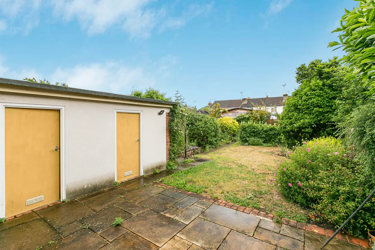 Queens Road, Egham, TW20, photo 23