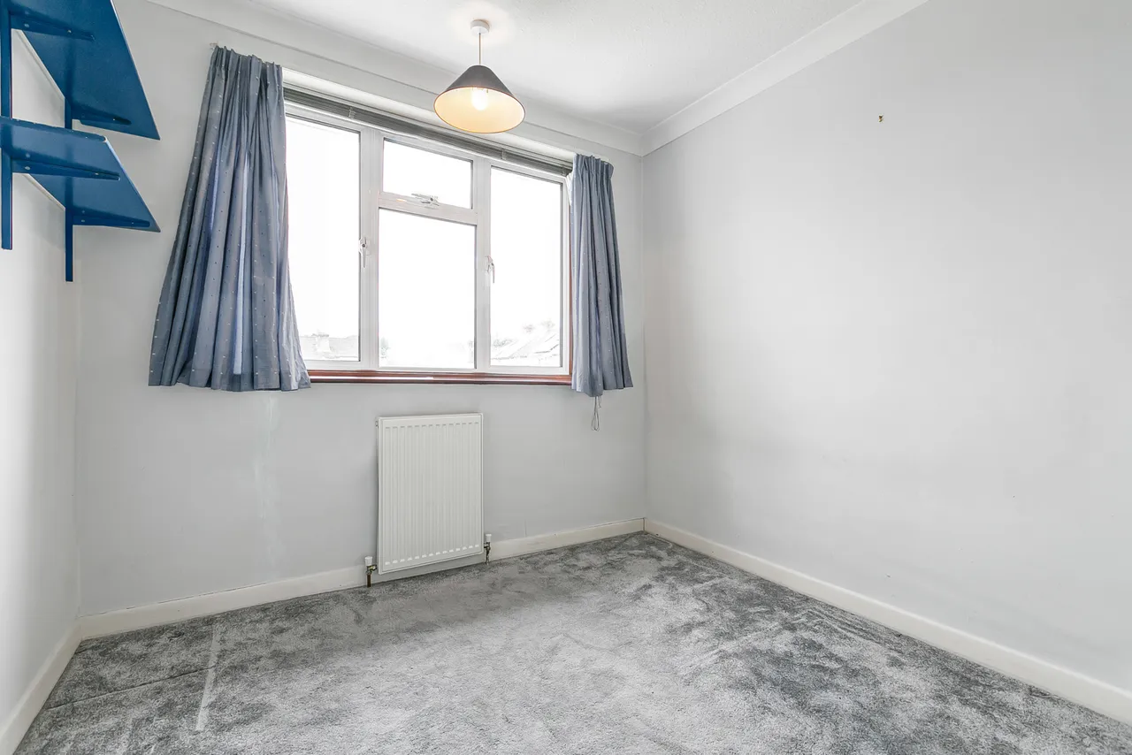 Queens Road, Egham, TW20, photo 17