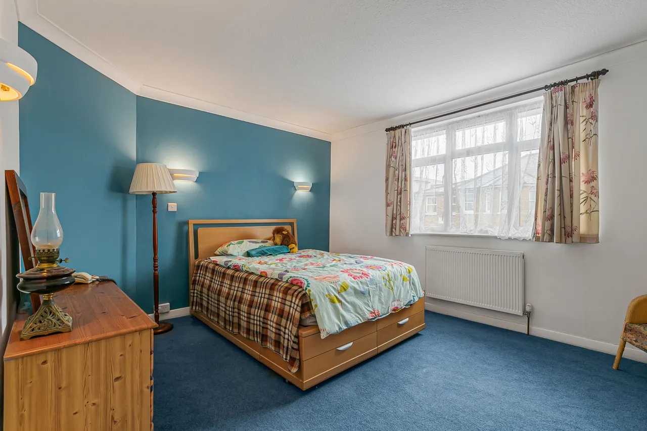 Queens Road, Egham, TW20, photo 6
